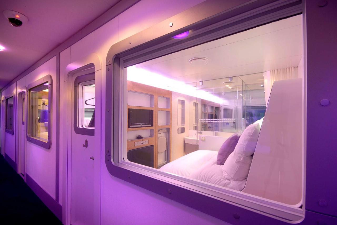 Yotelair London Gatwick Airport Горлі Екстер'єр фото