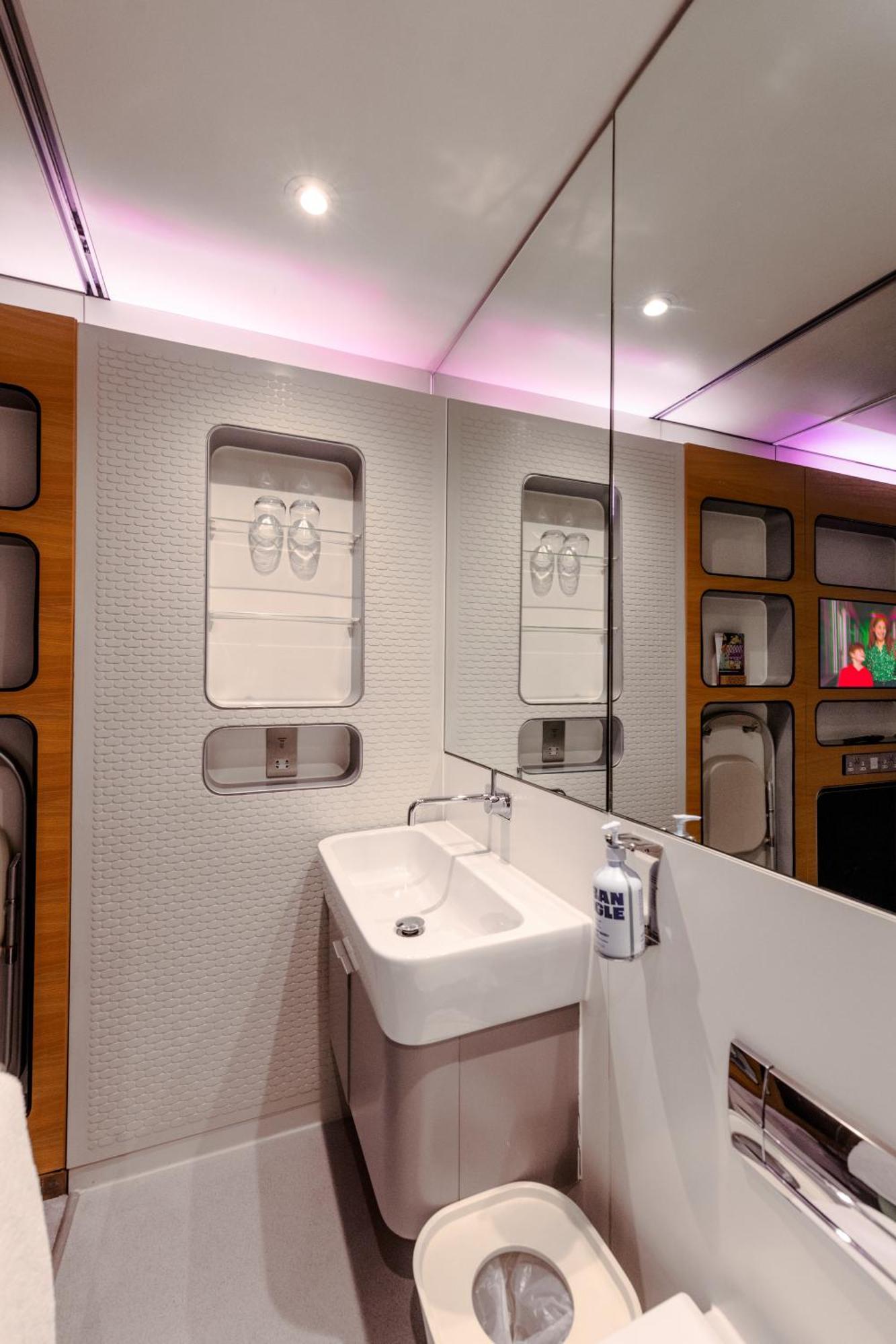 Yotelair London Gatwick Airport Горлі Екстер'єр фото