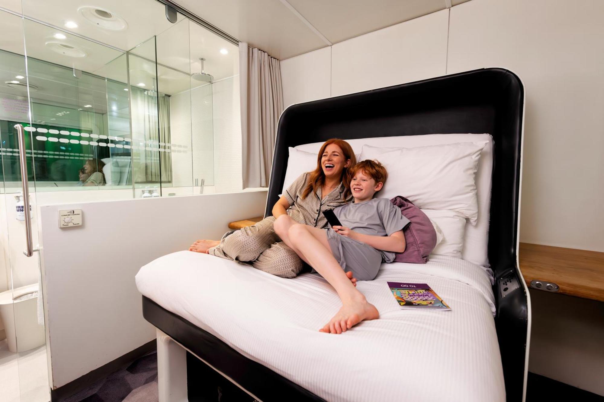 Yotelair London Gatwick Airport Горлі Екстер'єр фото